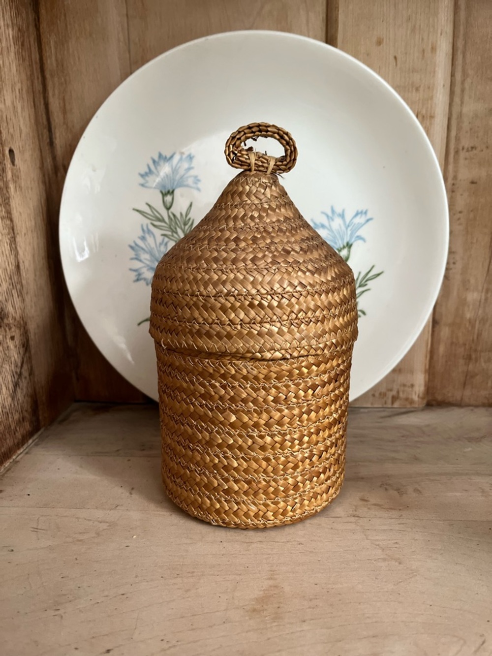 Vintage 1960’s  Raffia Lidded Basket: Rosenthal Netter Italian Decor